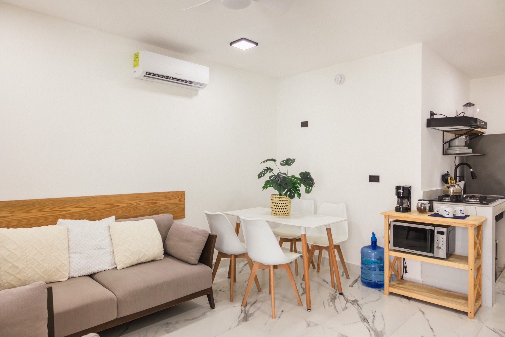 Kitchen and dining area